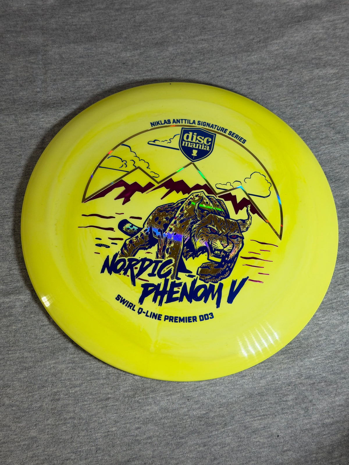 Discmania Swirly Q-Line Nordic Phenom V - DD3  Yellow 174 #01
