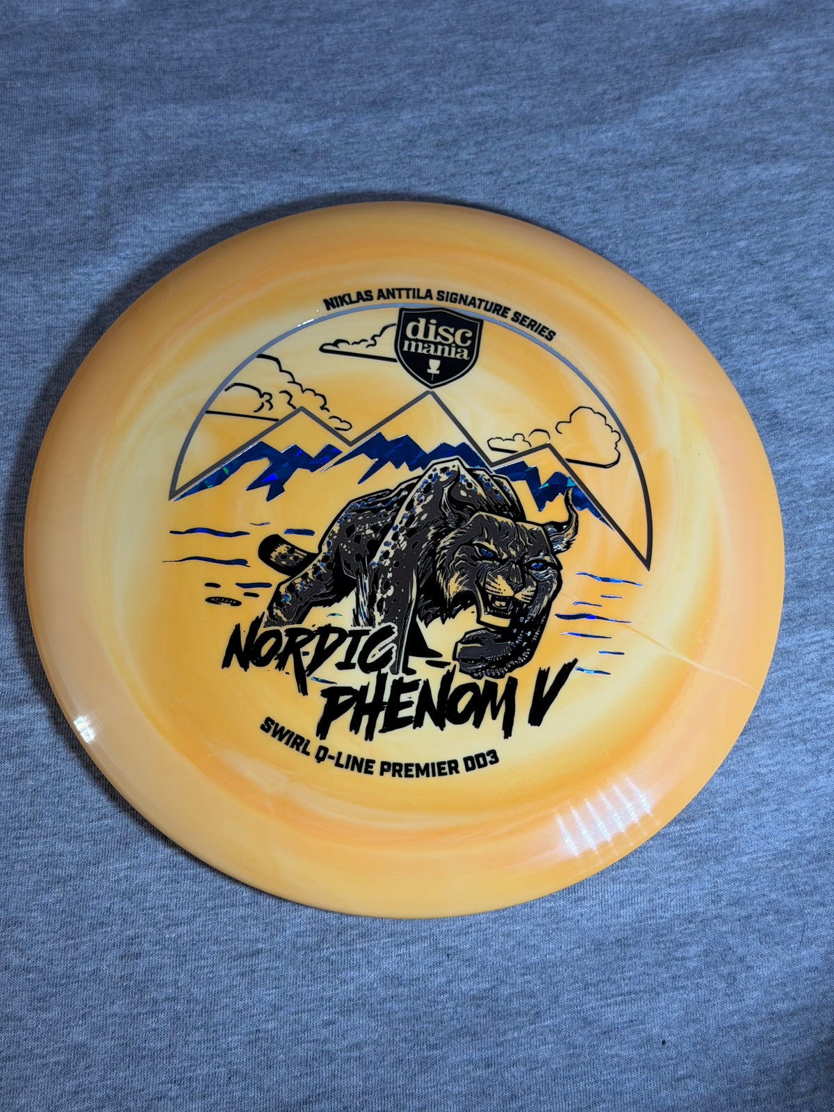 Discmania Swirly Q-Line Nordic Phenom V - DD3  Orange  175 #01
